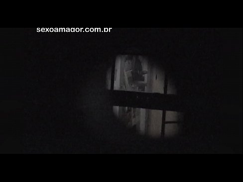 ❤️ Voajer iz susjedstva skriven iza šupljih cigli potajno snima Blondie ❤ Samo porno na hr.gayasianporn.ru